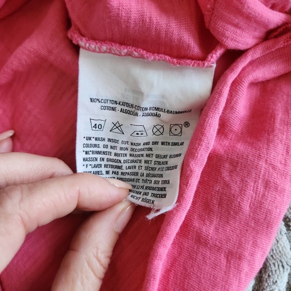 Levi's retro neon pink t-shirt and high waist shorts lot s - Picture 3 of 8